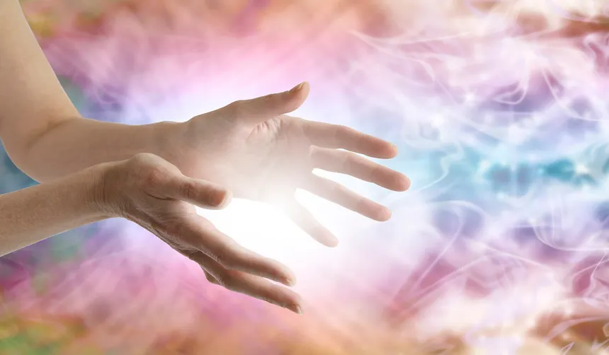 Reiki Healing: Benefits, Services and How It Can Support Your Well-Being
